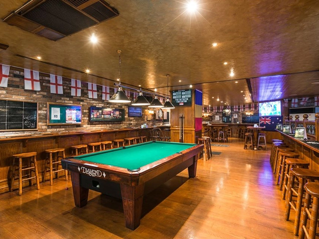 The Best Sports Bars for Nightlife in Dubai: Where to Catch the Game