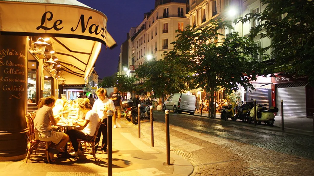 The Art of Parisian Nightlife: From Cabarets to Late-Night Cafés