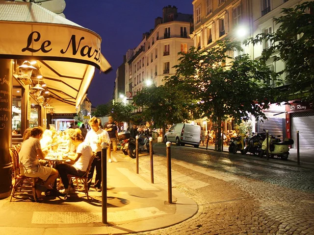 The Art of Parisian Nightlife: From Cabarets to Late-Night Cafés