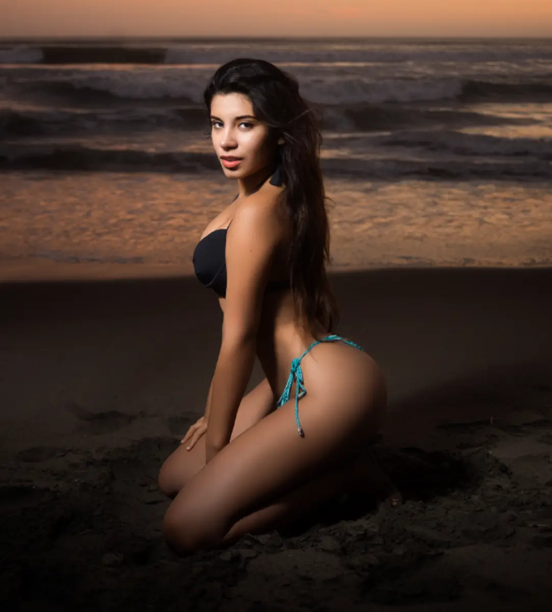 Alexandra escort in Paris