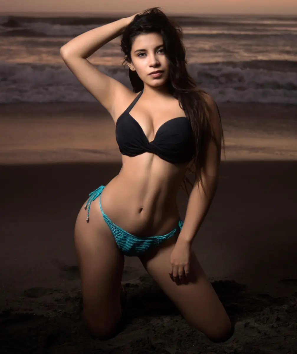 Alexandra escort in Paris