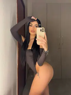 Anna escort in Paris