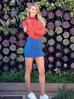 Davina escort in Paris