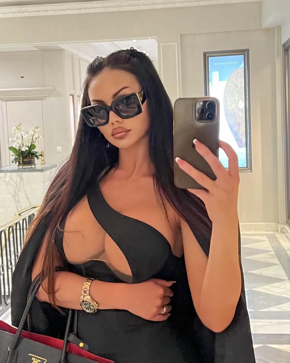 Marya escort in Paris