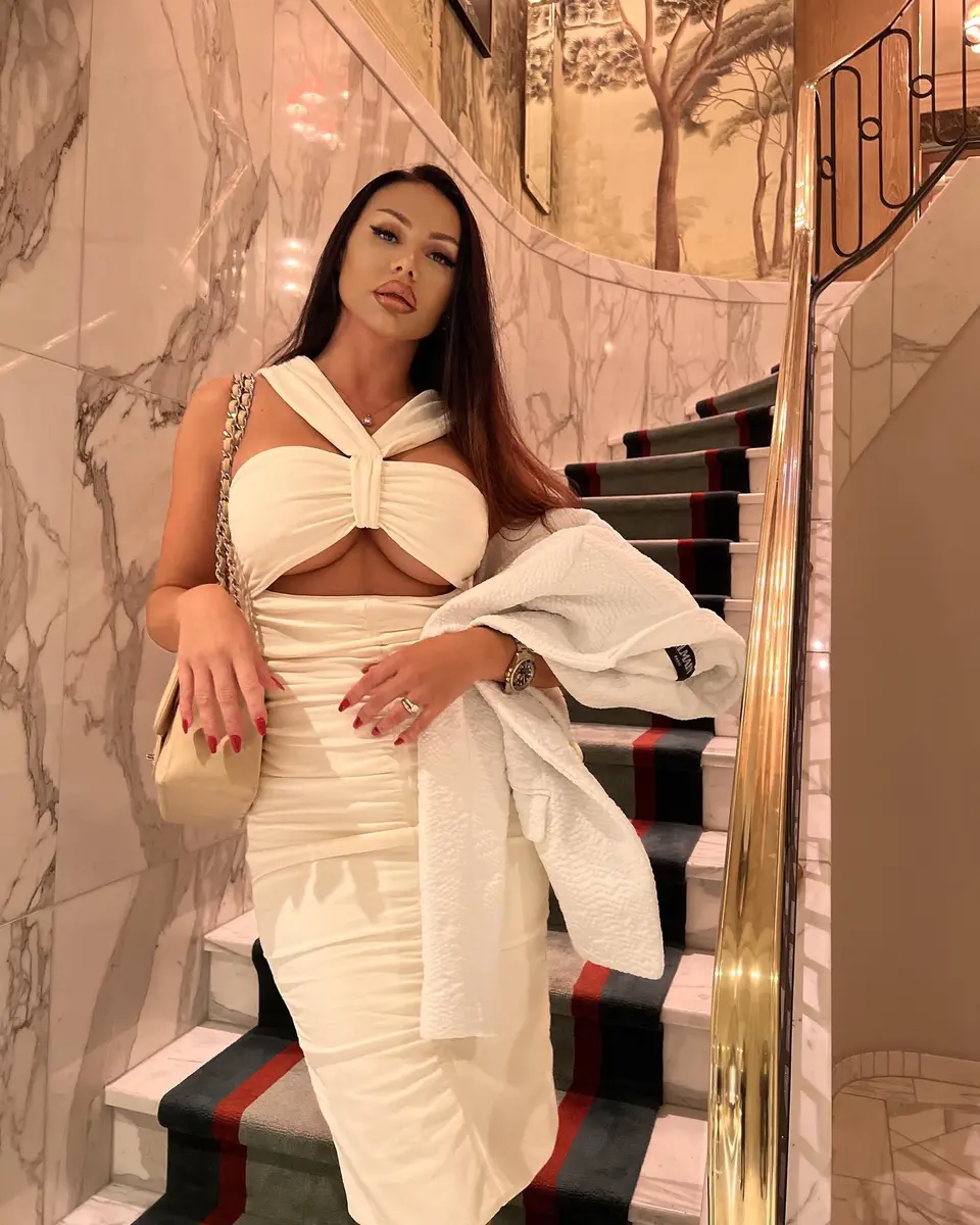 Marya escort in Paris